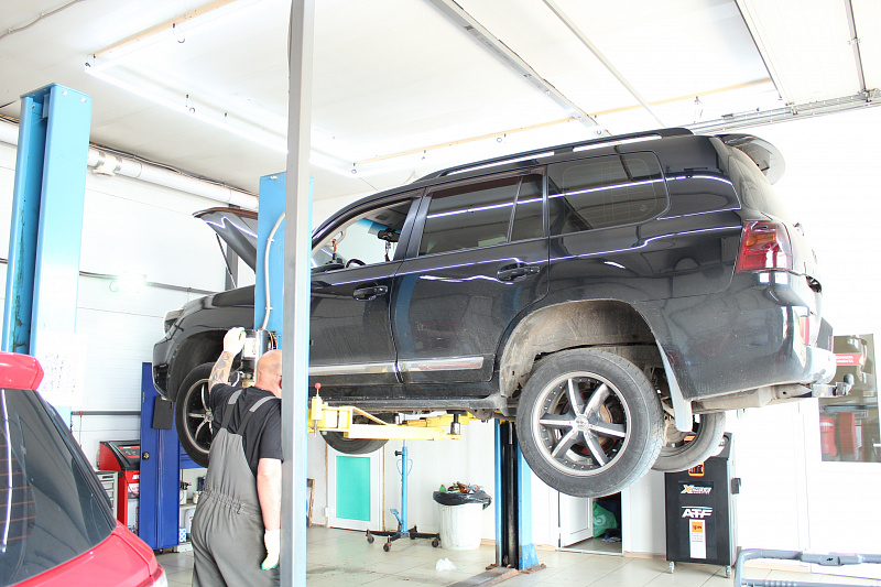 Автомобиль